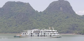 catba sky way boat